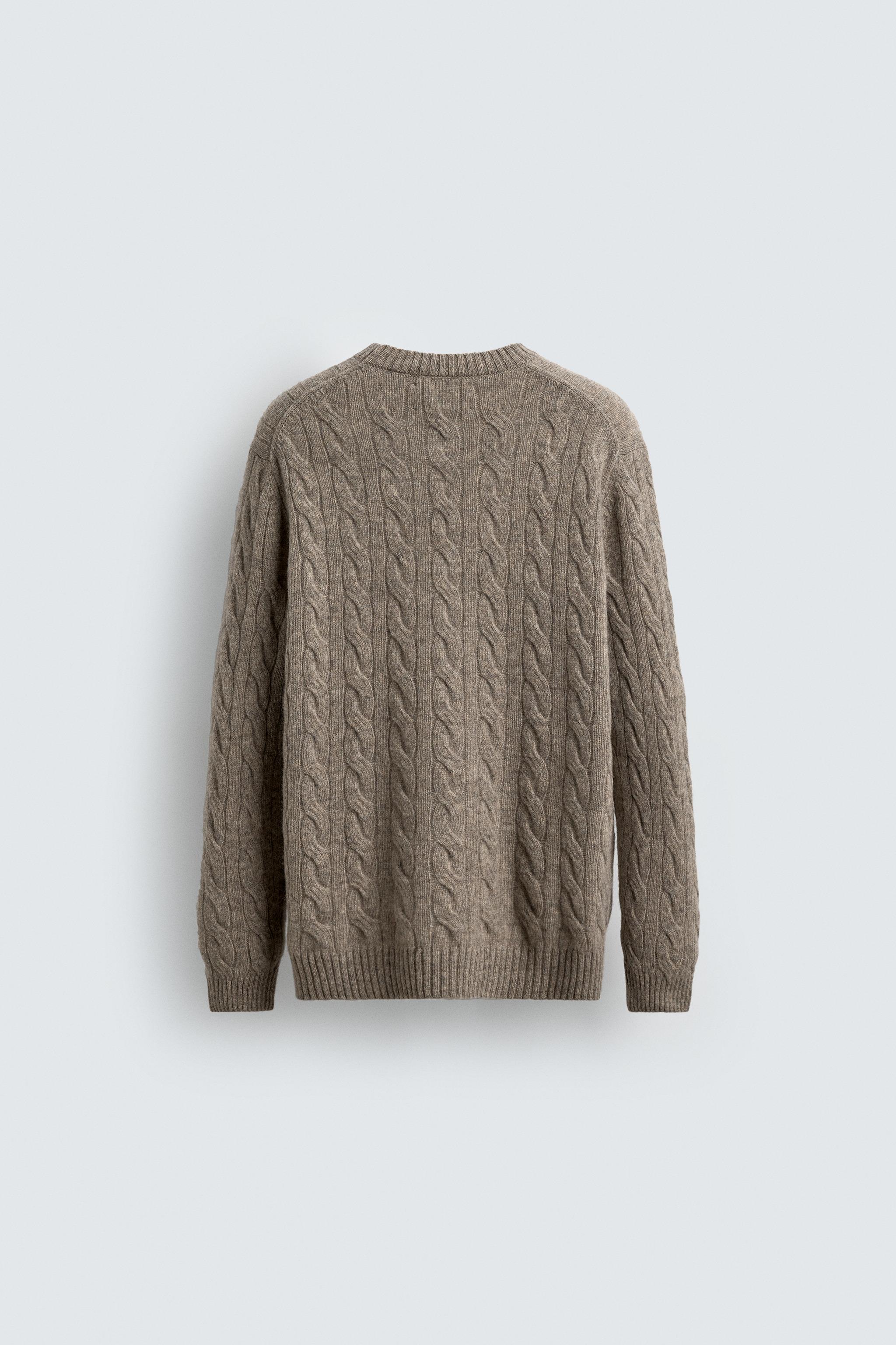 100% WOOL CABLE SWEATER